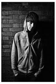 low key wall example